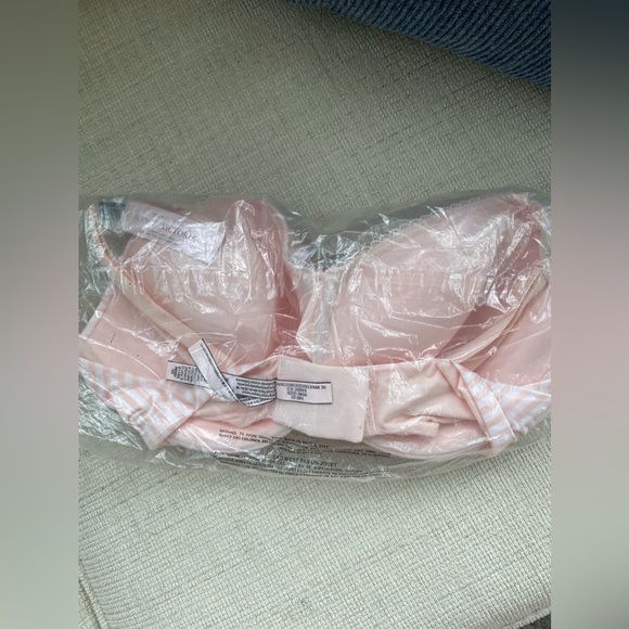 Victoria’s Secret bra - Picture 3 of 7